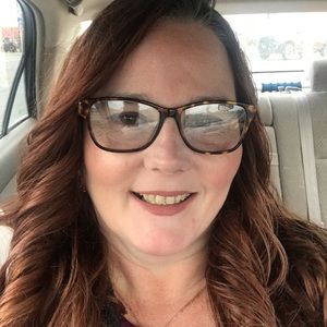 Meet your Posher, Lynda